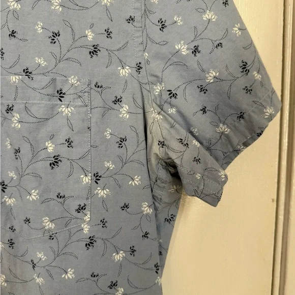 Men’s Small J.Crew Slim Fit Floral Button Down Shirt Blue Short Sleeve - Picture 3 of 6